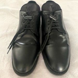 Louis Vuitton Men's leather shoes 2022